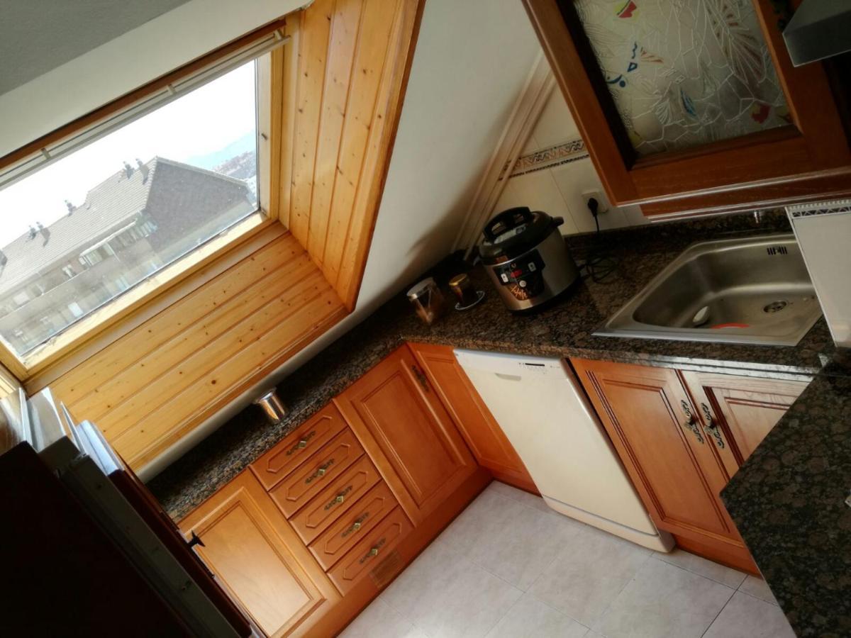 Apartamento Atico bajo cubierta y garaje. Registro Nº VUT829AS Avilés Exterior foto